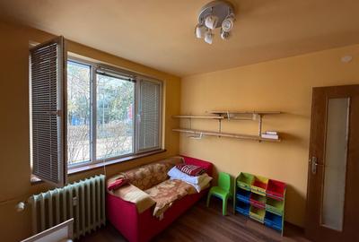 3 camere renovat – Piața Reșița - Aleea Reșița – Parter cu balcon - 4