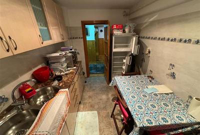 Apartament 3 camere de vanzare in Sud, etaj 3, CT, izolat - 2