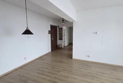 Vanzare apartament 2 camere spatios 85 mp, metrou Jiului 350 metri, 2 balcoane - 8