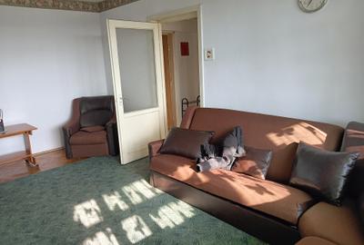 Apartament cu 2 camere semidecomandat în Crângași