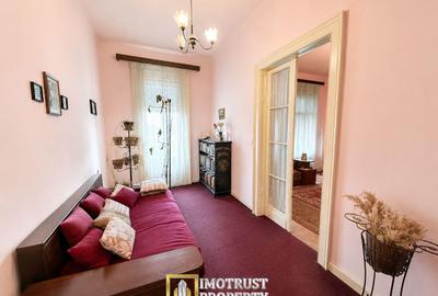 Apartament ultracentral de vânzare - 4 boxe incluse + acoperiș nou - 2