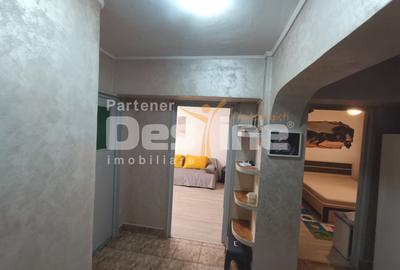 Apartament 3 camere, decomandat, metrou Dristor2 - 1