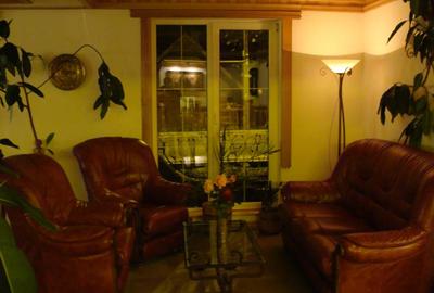 Super proprietate, :  hotel de 4 stele , 19 camere la cheie, teren 6200 mp - 12