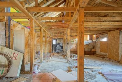 Pensiune Turistica în renovare, priveliște superbă, 0% Comision - 14