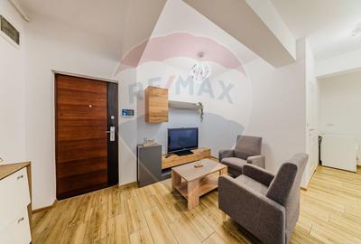 Apartament cu 3 camere decomandat, mobilat în Alfa