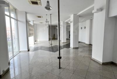 Spatiu comercial sau birouri 204mp piata Cipariu mezanin - 1