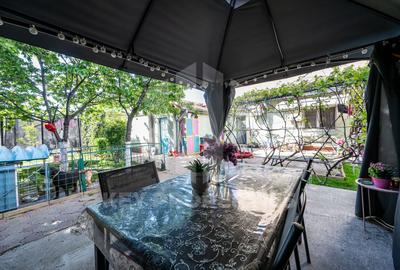 Casa parter,  situata pe colt, teren 300 mp, acces dublu - 16