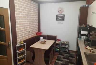 Casa cu etaj in catamarasti deal - 7