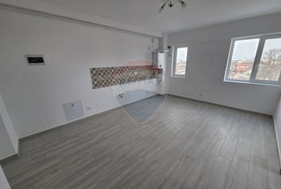 Apartament cu 2 camere cu loc parcare subteran - 1