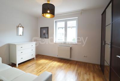 Vila cocheta in cartier rezidential cu piscina comuna, garaj - 14