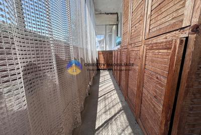 Apartament 3 camere de vânzare - Zona Centrală / 2 băi - 16