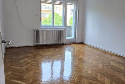 Apartament cu 3 camere decomandat în Iosefin