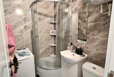 Cameră de cămin cu baie proprie,etaj 2,zona Mihail Sturdza,etaj 2,cu chiriaș - 2