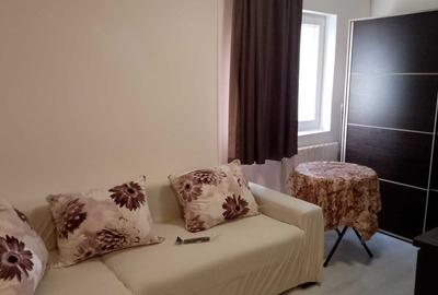 Garsonieră semidecomandată, mobilată în P-ța Alba Iulia