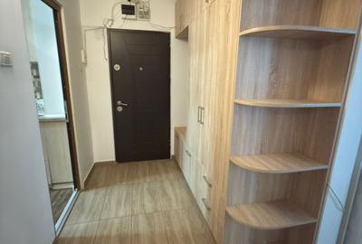 Inchiriere 3 camere langa metrou, etaj 1, Ozana, Sergent Dumitru Pene, nr. 2 - 3