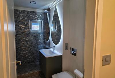 Proprietar vand apartament lux etaj 1 la 5 minute de Complexul Studentesc - 7