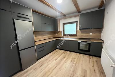 Cabana cu 7 camere 7 bai si teren 1000 mp in Avrig zona Mlaci - 10