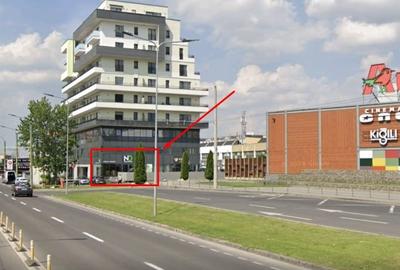 Spațiu comercial, 76 mp în Tractorul