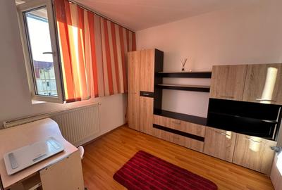 Apartament 3 camere la mansarda - str. Rahovei