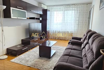 Apartament cu 4 camere semidecomandat, mobilat în Titan