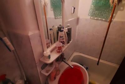 Apartament 3 camere, etajul 3/4, zona Tatarasi - 9