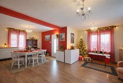 Casă individuală cu 5 camere în Central