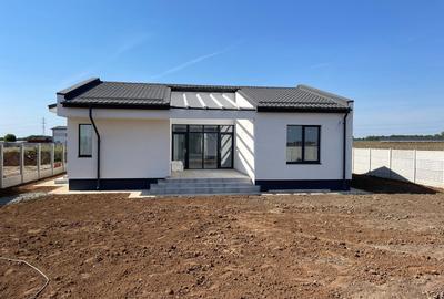 Casă individuală cu 4 camere în Berceni