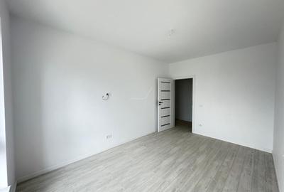 Bloc nou. Apartament cu 3 camere spations. 2 Bai. Etaj 1 - 5