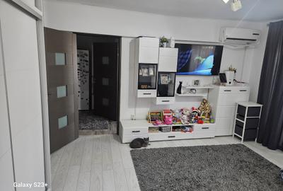 Apartament 3 camere complet renovat - 1