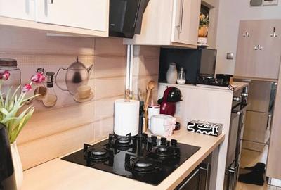 Apartament 3 camere în zona STRADA RETEZAT - 10