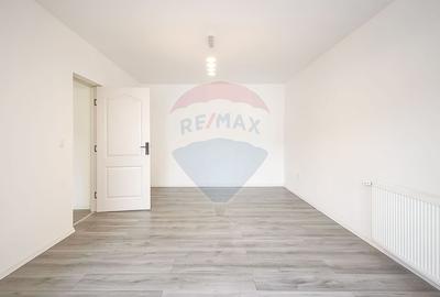 Apartament cu 2 camere decomandat în Județean