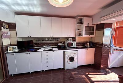 - Apartament 3 camere Central, Mobilat Utilat, Renovat in totalitate. - 8