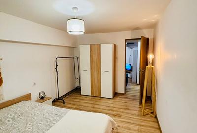 Apartament 4 camere de închiriat – zona Trocadero, str. Poporului - 1