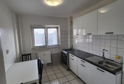 Apartament cu 2 camere semidecomandat, mobilat în Trafic Greu