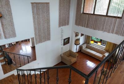 Vila deosebita in Crevedia, cu curte de 600mp, in zona linistita - 8