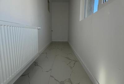 Titan, parcul Titanii, pe Zavideni, 10 minute metrou, renovat complet, bloc 4 et - 14