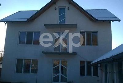 Casă spațioasă în Valea Mărului, cu anexa locuibilă și teren generos - 2
