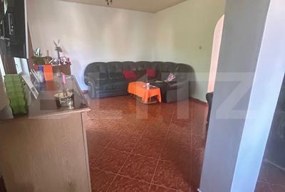 Casă individuală cu 5 camere în Ghiroda