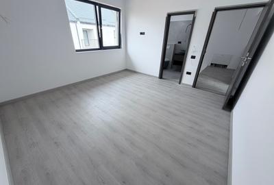 Casa P+1+Pod. 3 cam. Util 110mp. Teren 237mp - 16