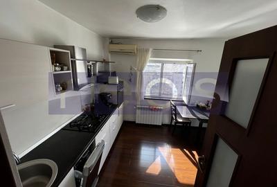 Apartament cu 3 camere decomandat, mobilat în Vitan Mall