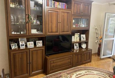 Apartament cu 3 camere decomandat, mobilat în Ultracentral