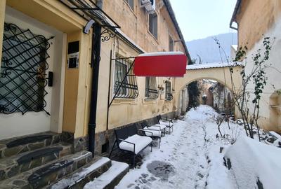 Apartament 2 camere in centrul istoric, renovat cu stil, pe strada Republicii - 16