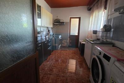 Casa 5 camere, teren 653 mp, Severin - 9