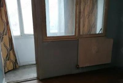 Apartament 2 camere Cantemir/ Necesita renovare - 1