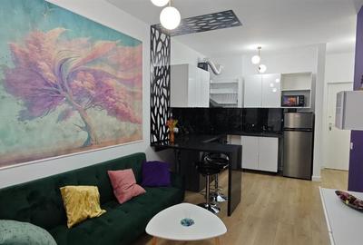 Apartament cu 2 camere decomandat în Podu Roș