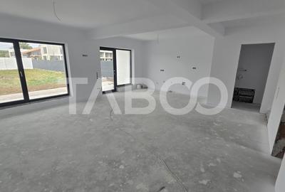 Casa de vanzare 4 camere 2 bai 380mp teren liber  2 parcari Selimbar - 9