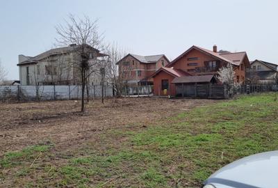 Teren de vânzare într-o zonă rezidențială compactă - 1