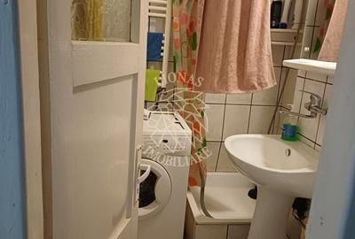 Apartament compartimentat cu 2 garsoniere-parter-Zona Policlinica - 7