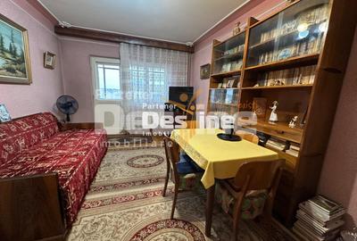 Apartament 3 camere, etaj 8/10, decomandat – zona Palas Mall, Hala Centrală - 1