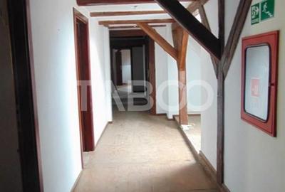 Pensiune cu 19 camere de inchiriat in Sibiu zona Centrala - 16